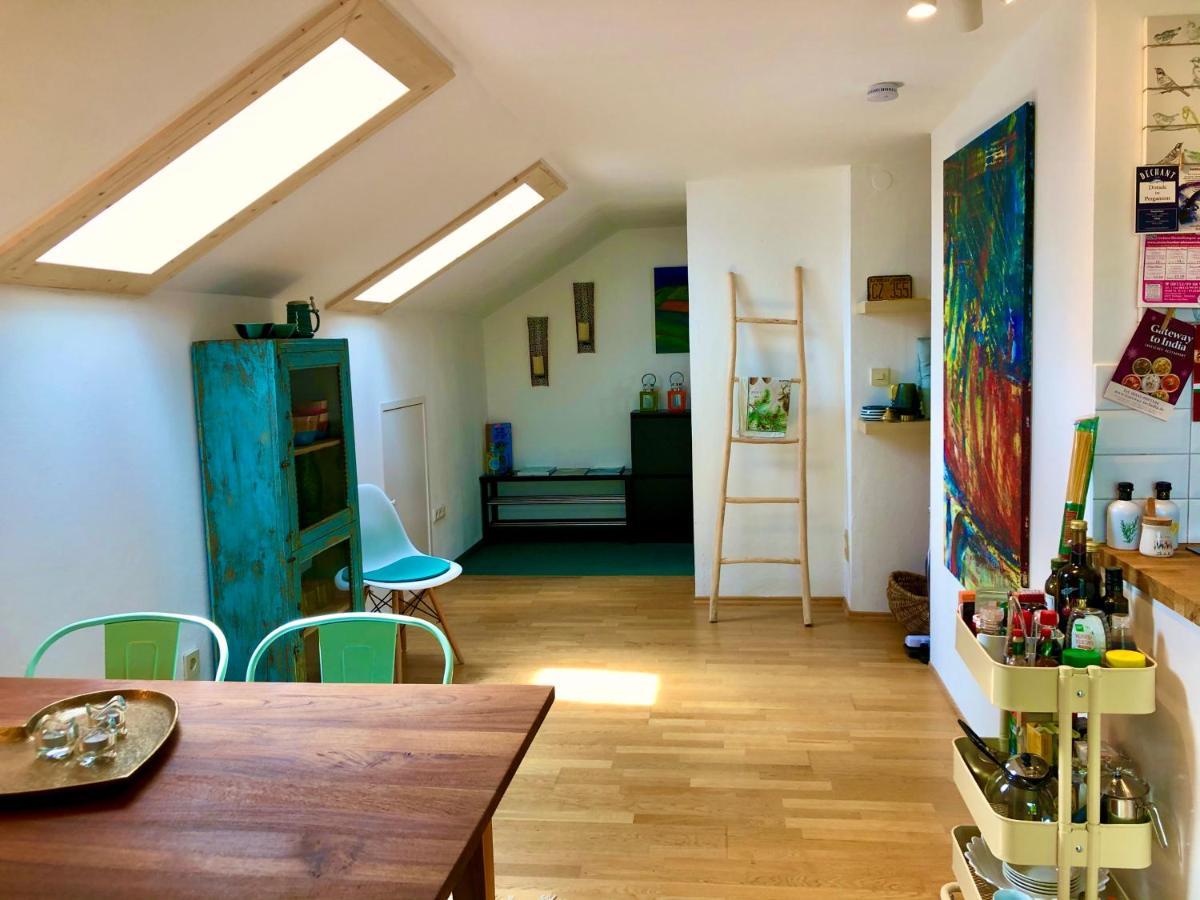 Charmante Ferienwohnung Mit Balkon Im 5-Seen-Land Hechendorf am Pilsensee Bagian luar foto