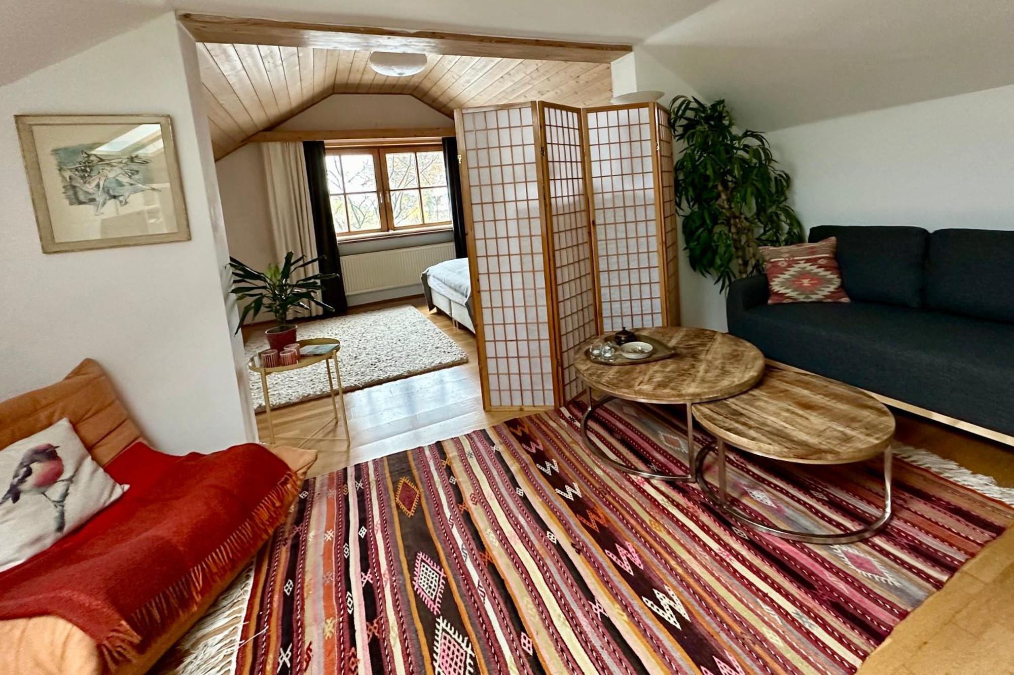 Charmante Ferienwohnung Mit Balkon Im 5-Seen-Land Hechendorf am Pilsensee Bagian luar foto